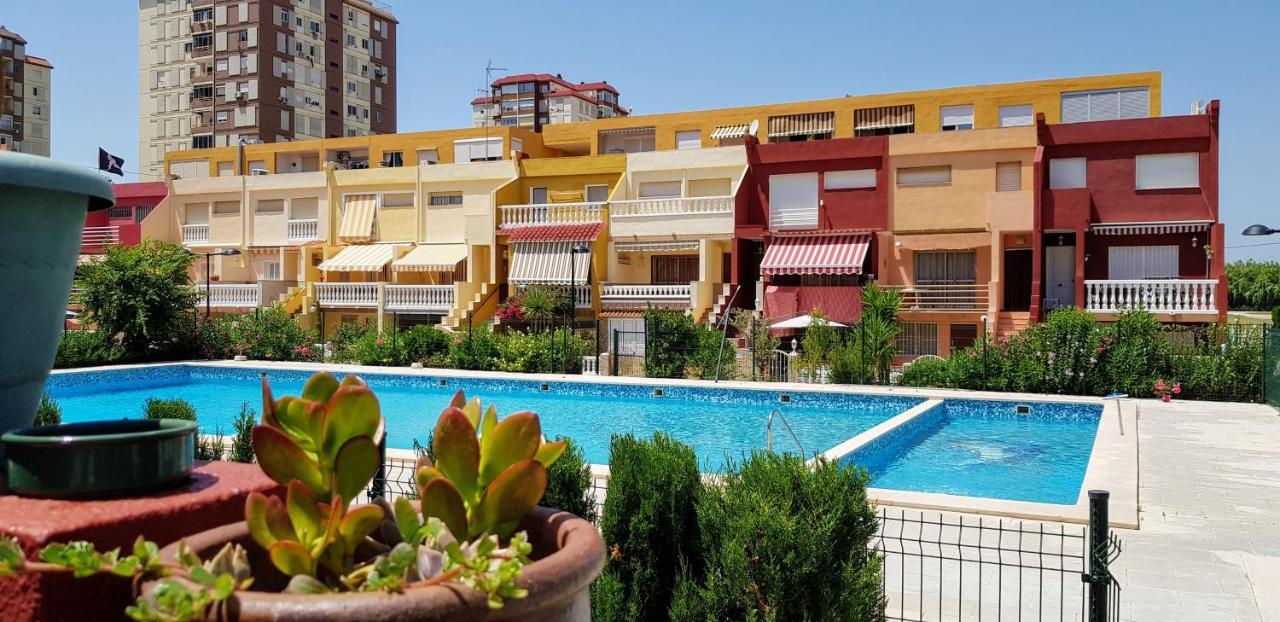 Bungalow Playa Pobla De Farnals 拉波夫拉德法尔纳尔斯 外观 照片